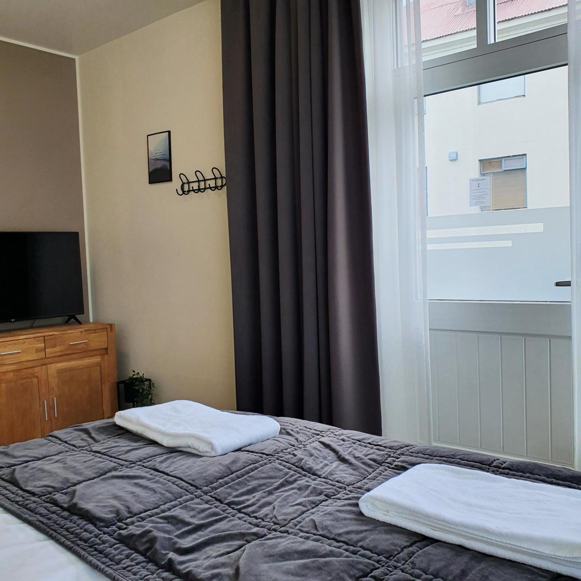 E18 Apartments Akureyri Room photo